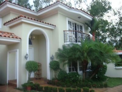 10090 - Costa del este - casas - costa azul