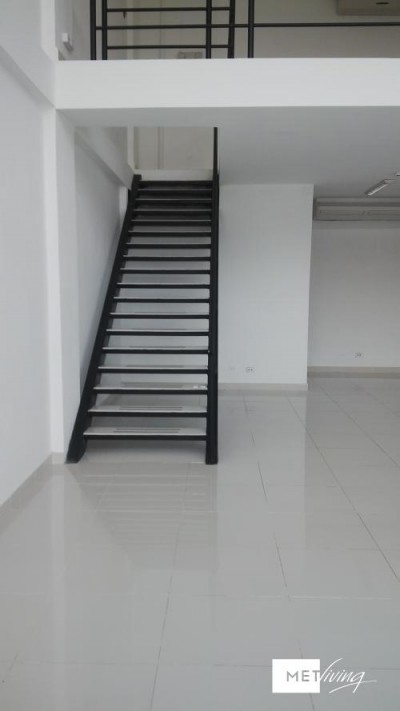 103390 - Altos de panama - commercials