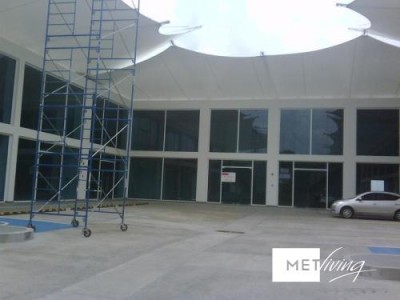 106552 - Altos de panama - commercials