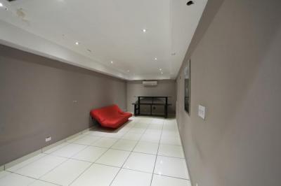 112311 - 12 de octubre - oficinas