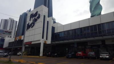 112924 - Calle 50 - locales - Plaza new york