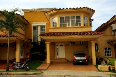 11653 - Condado del rey - casas