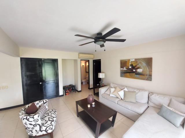 Frente al mar de desarrollo de 55 apartamentos situado en Casco Viejo