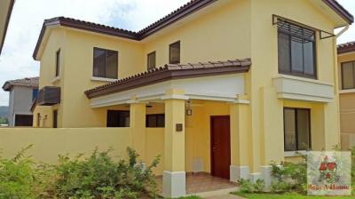 119918 - Panama pacifico - casas - river valley