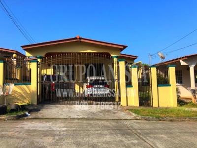 126403 - Brisas del golf - casas