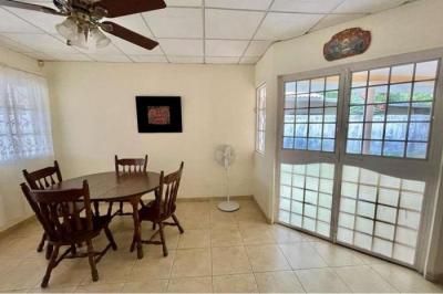 128795 - Chitré - houses