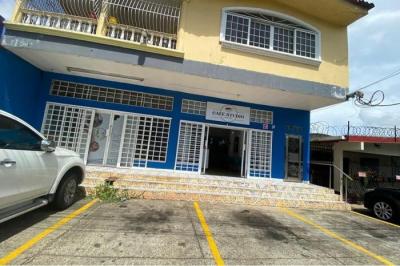 131597 - Feuillet - propiedades