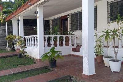 131755 - Betania - houses