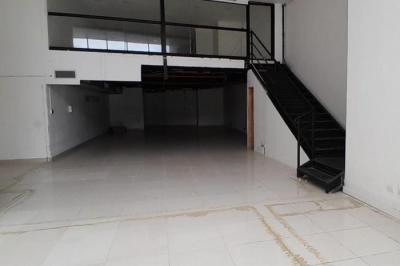 132386 - Avenida balboa - locales