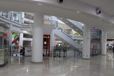 132664 - Amelia denis de icaza - locales - los andes mall