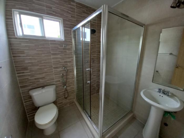 Venta de casa reposeída ph victoria, paseo del norte