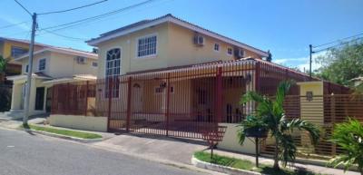 136927 - Herrera - houses