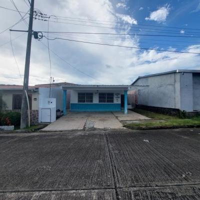 137345 - Colón - casas