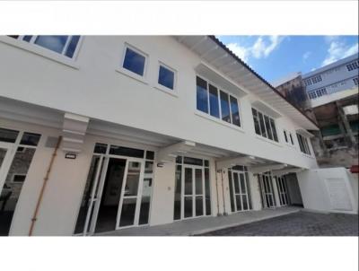 138169 - Casco antiguo - commercials