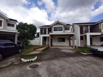 138221 - Brisas del golf - casas