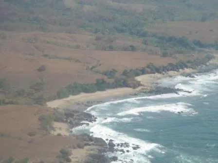 Frente de Playa en Pedasi con 42 hectareas ideal para Desarrollo