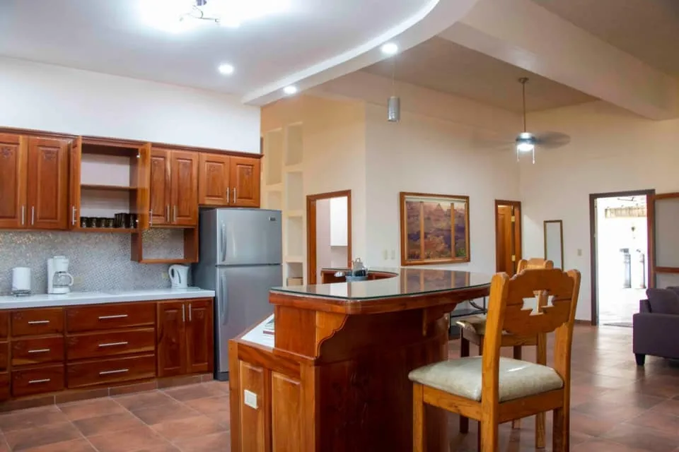 CASA A LA VENTA EN LAGO BAY