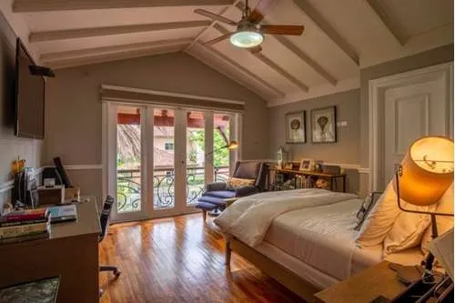 Se Vende Mansion en Los Altos del Golf