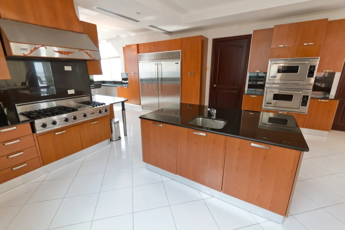 se vende penthouse en punta pacifica ciudad de panama