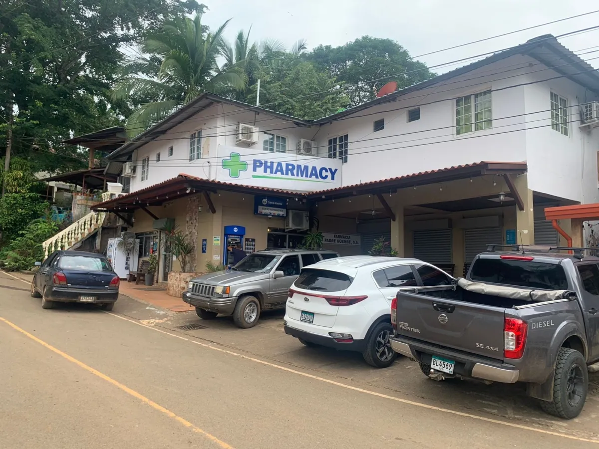 LOCAL COMERCIAL EN VENTA EN EL CENTRO DE SANTA CATALINA, VERAGUAS.