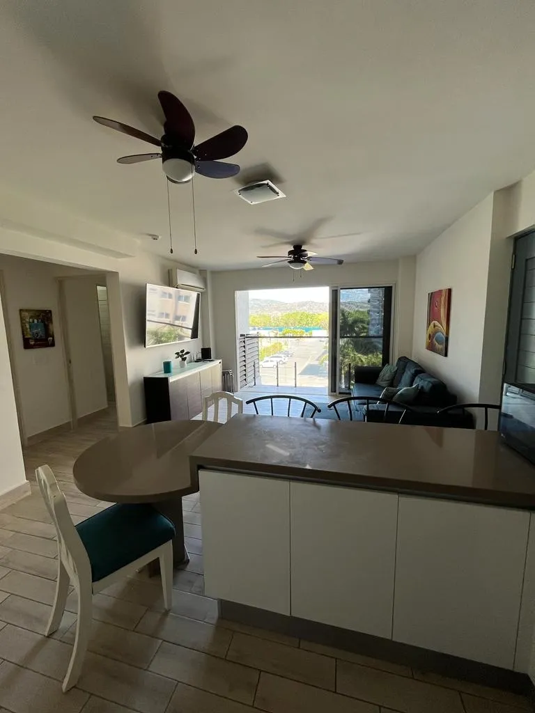 DEPARTAMENTO EN VENTA EN PLAYA CARACOL, CHAME BANKS