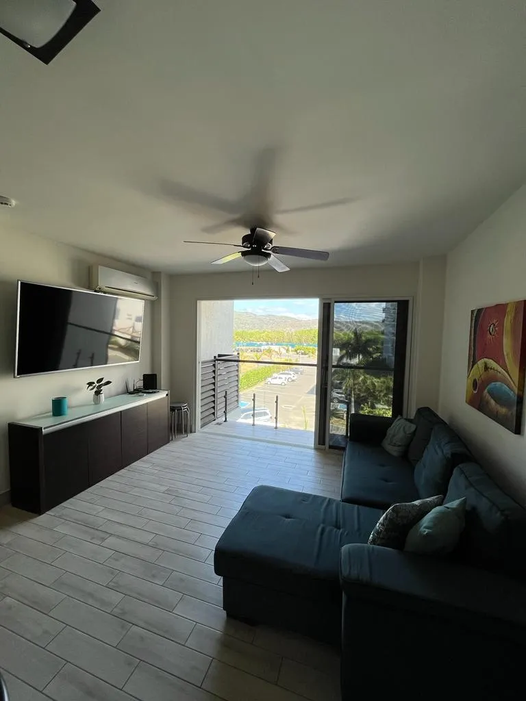 DEPARTAMENTO EN VENTA EN PLAYA CARACOL, CHAME BANKS