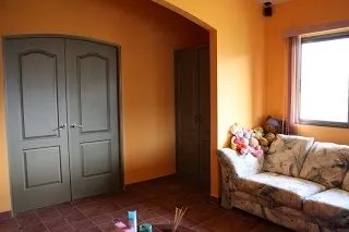 Gran casa con excelentes vistas a la monta