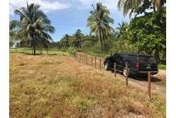 Se vende lote de 1800m2  en playa morrillo, veraguas.