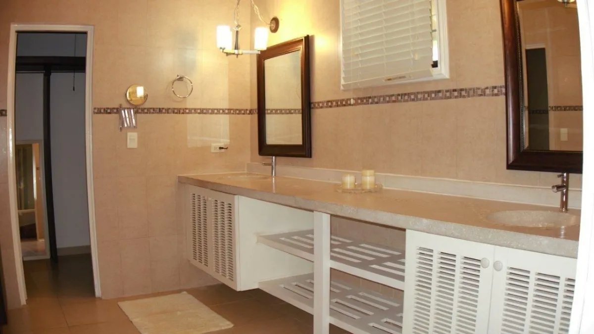 Se alquila casa  de 3 habitaciones en hacienda pacifica, san carlos