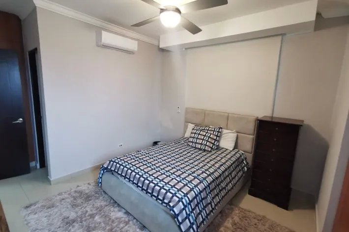Se alquila apartamento amoblado en san francisco