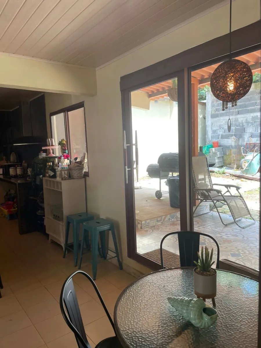 Lote comercial con casa en santa catalina pueblo centee