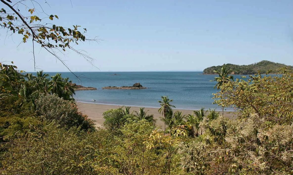 Se vende propiedad frente al mar, playa gorgona. santa catalina