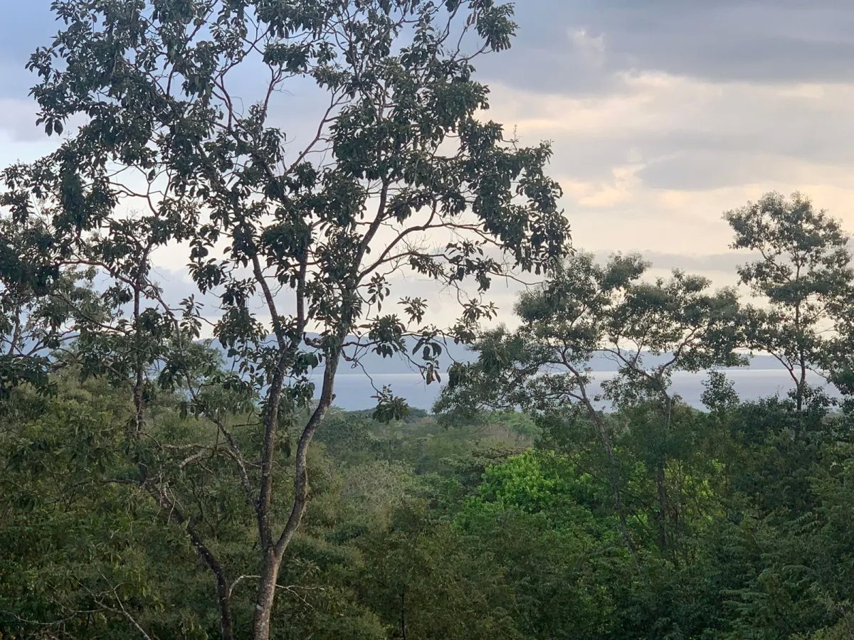 Propiedad en venta en santa catalina, con vista al mar.
