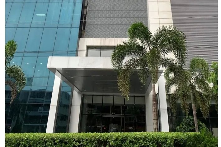 Alquiler de oficina en panama business tower, obarrio