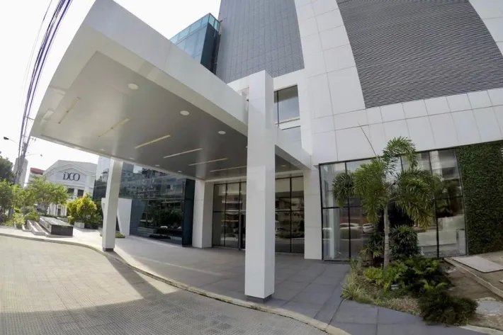 Venta de oficina en panama business tower, obarrio