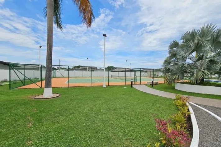 Venta de casa en villa sur, costa sur