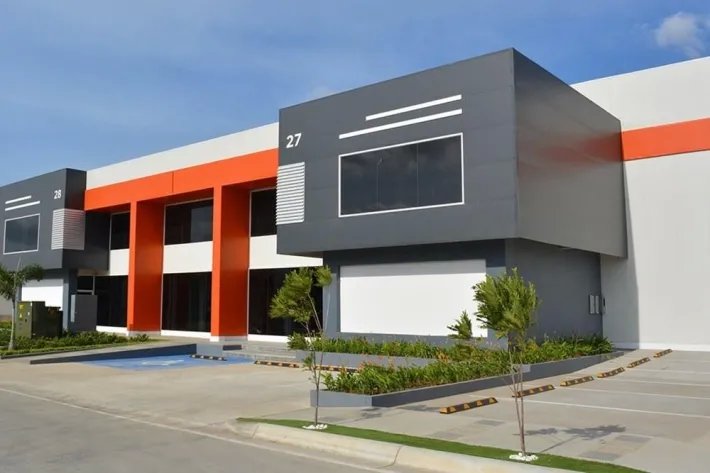 Venta de bodega en panapark free zone, 24 de diciembre