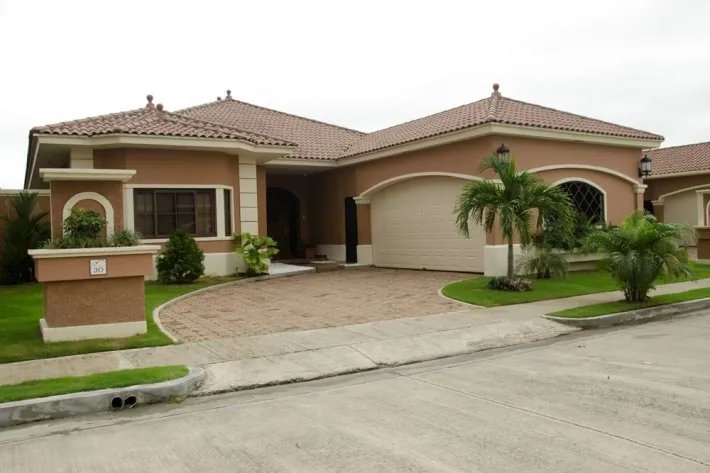 Casa en venta en sunset coast, costa sur