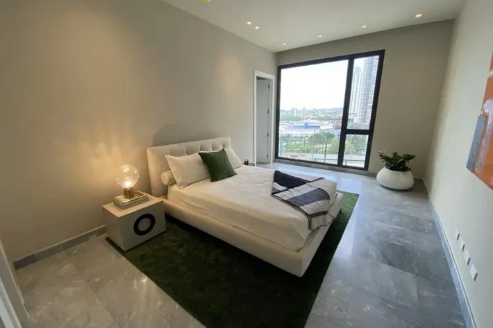 Apartamentos de lujo frente al pacífico, costa del este