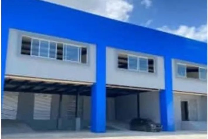 Alquiler de bodega en vía interamericana  24 de diciembre