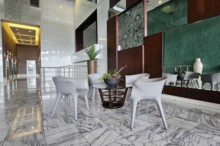 Venta de apartamento en ph waters on the bay, avenida balboa