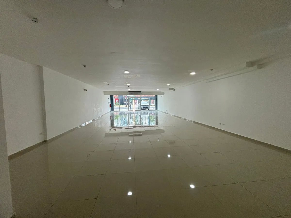 Venta de apartamento en avenida balboa