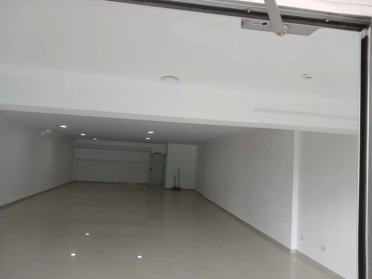 Venta de apartamento en avenida balboa