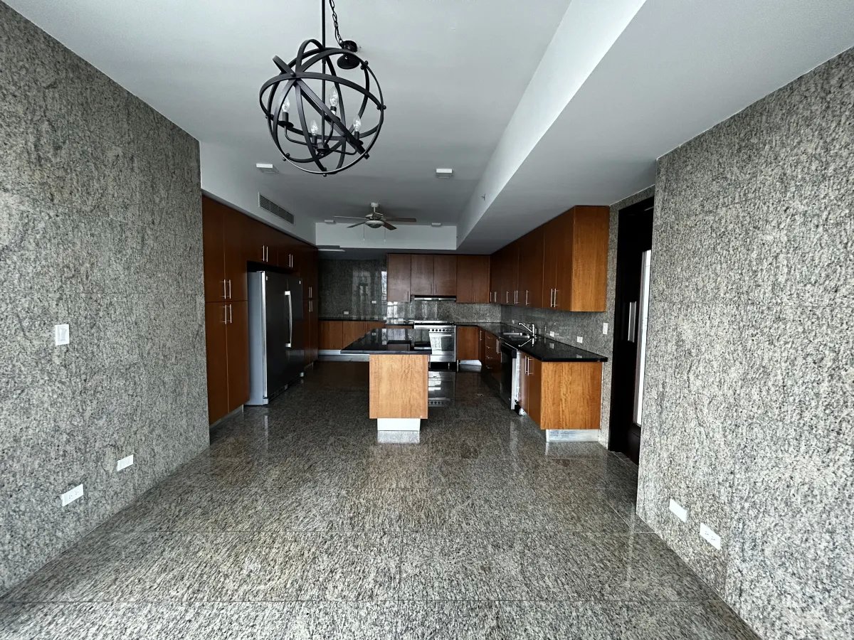 Venta de apartamento en the point punta paitilla