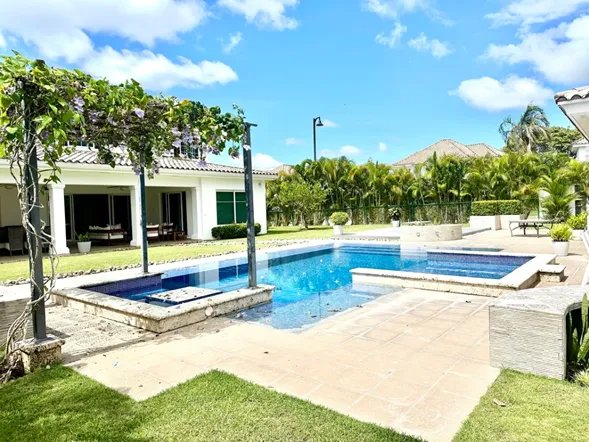 Casa en venta en bijao