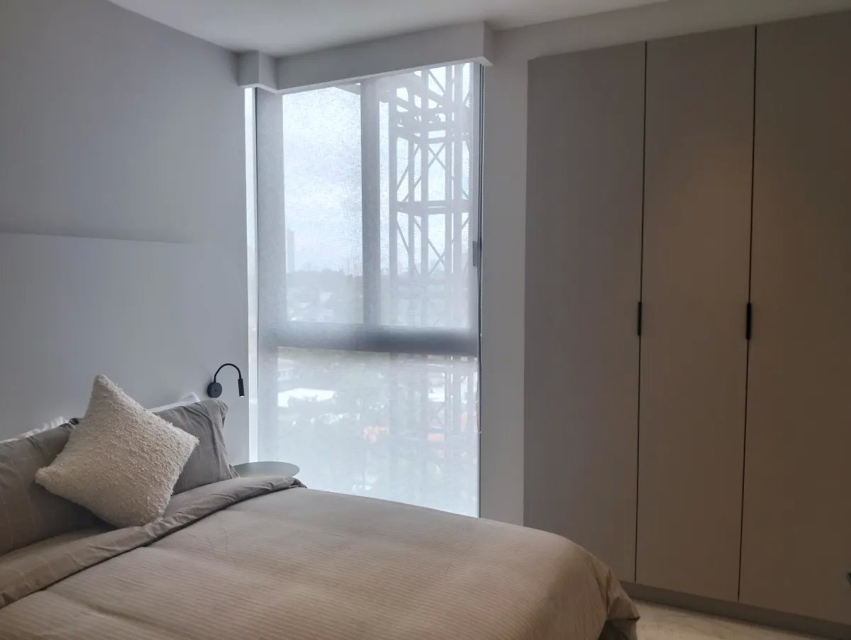 Nuevo y exclusivo apartamento cerca de costa del este/new & exclusive apartment close to costa del este