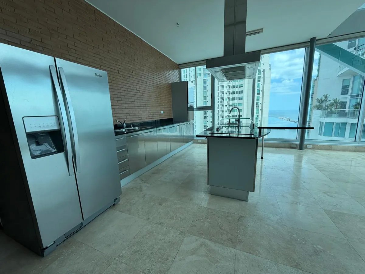 Loft en venta en ph loft four 41  punta pacífica