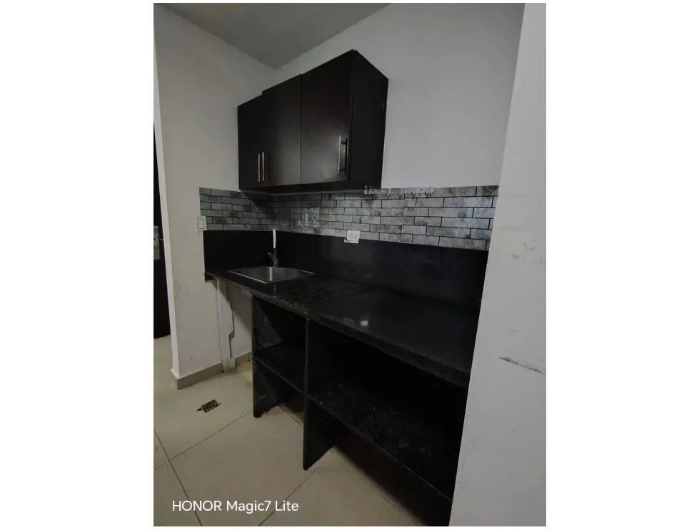 Alquiler de apartamento en ph macedonia towers, pueblo nuevo