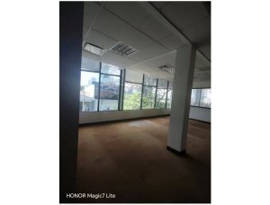 139696 - Obarrio - offices - ph atrium