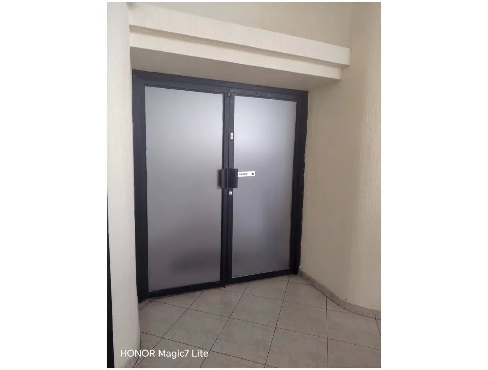 Alquiler de oficina en edificio beta continental, obarrio